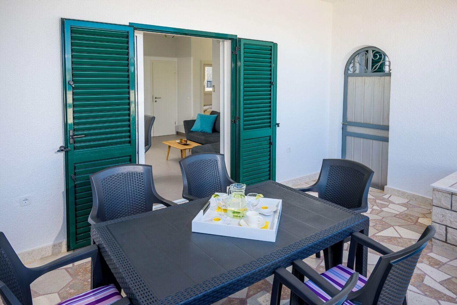 Apartments Bisernica-With Pool Ražanj Buitenkant foto